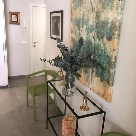 Centro Guadalquivir Apartment *
